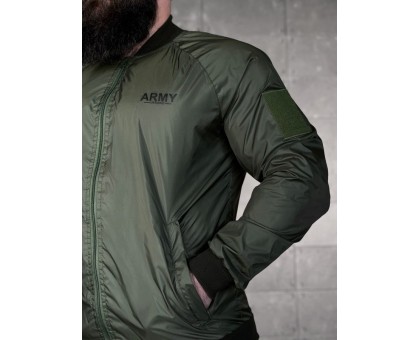 Вітрівка Jacket Army Olive – надійний захист від негоди