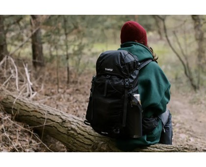 Туристичний рюкзак Tramp Hike 30 Black - для трекінгу і туризму