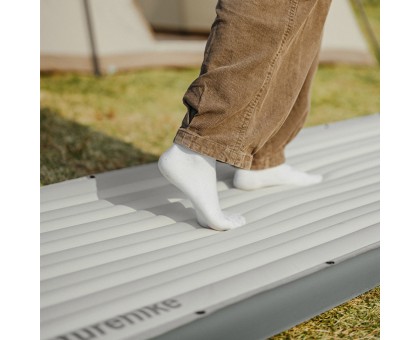 Надувний матрац Naturehike CNK2450WS034 одинарний, 95мм, з мішком Надувний матрац Naturehike CNK2450WS034 одинарний, 95мм, з мішком