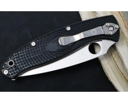 Ніж Spyderco Resilience FRN, полусеррейтор
