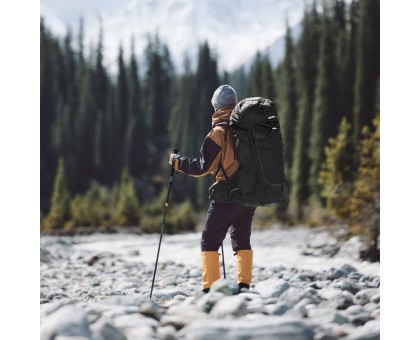 Туристичний рюкзак Naturehike Helium 70л: комфорт та об'єм для пригод!