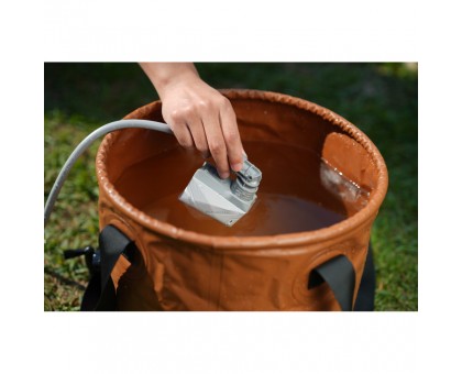 Flextail Tiny Shower: портативний душ з акумуляторним насосом