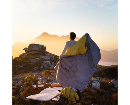 Спальник Naturehike CW700 M з натуральним пухом для теплих пригод Спальник Naturehike CW700 M з натуральним пухом для теплих пригод