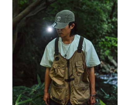 Naturehike CNK2450ZM013: ліхтар з кліпсою, чорно-сірий. Ваш надійний супутник! Naturehike CNK2450ZM013: ліхтар з кліпсою, чорно-сірий. Ваш надійний супутник!