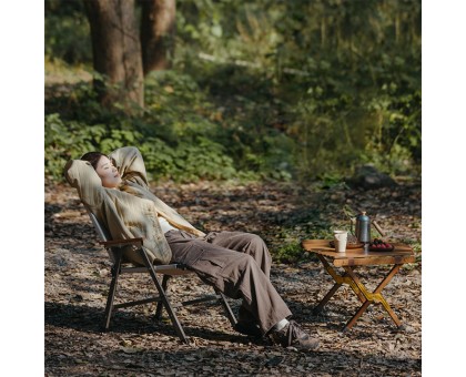 Крісло складане Naturehike CNK2550JJ010: міцна сталь, стильний чорний Крісло складане Naturehike CNK2550JJ010: міцна сталь, стильний чорний