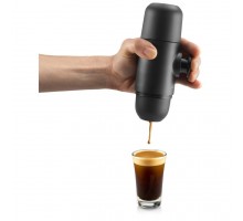 Портативна еспресо-кавоварка Wacaco Minipresso GR
