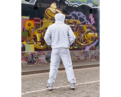 Stone Island Submariner White: Спортивний Костюм для Стильних Чоловіків