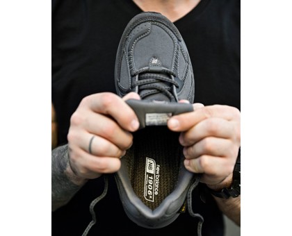 Кросівки NB 1906 Grey: Легендарний Стиль та Бездоганний Комфорт