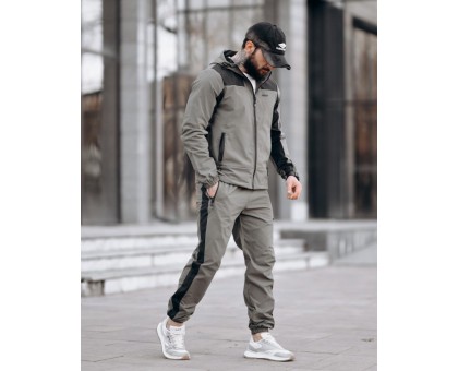 Чоловічий спортивний костюм Apachi Black-Khaki: стрейчева плащівка для активних