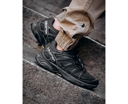 Кросівки Salomon Speed Cross Black: Швидкість, зчеплення, комфорт Кросівки Salomon Speed Cross Black: Швидкість, зчеплення, комфорт