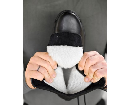 Зимові берці Fridrix Black: Надійний захист та тепло для ваших ніг.