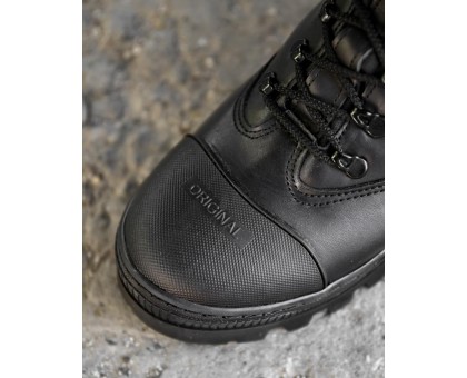 Ice Accesses Black: Зимові берці для тепла, захисту та комфорту.