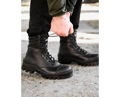 Ice Accesses Black: Зимові берці для тепла, захисту та комфорту.