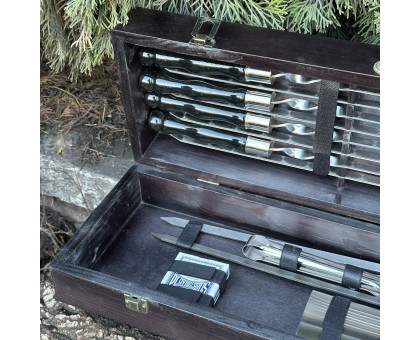 Подарунковий набір шампурів "Козак чорний" для гриля з кейсом і рюмками