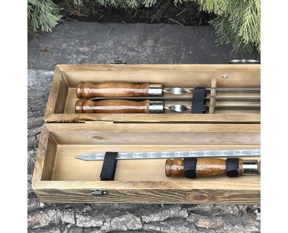 Подарунковий набір ШашлиКейс: шампури для шашлику з дуба в кейсі