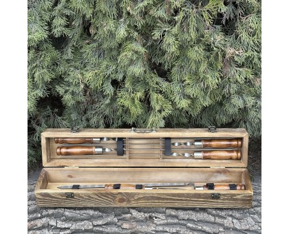 Подарунковий набір ШашлиКейс: шампури для шашлику з дуба в кейсі