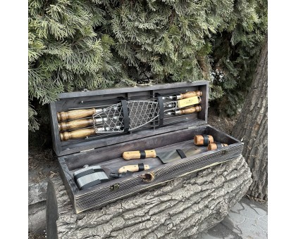 Подарунковий набір для гриля Майстер BBQ: шампури, ніж у кейсі