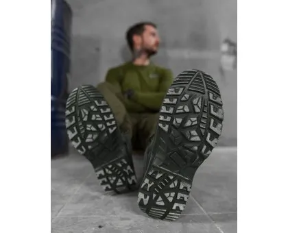Демісезонні тактичні черевики Lowa Zephyr GTX® MID CF Olive Демісезонні тактичні черевики Lowa Zephyr GTX® MID CF Olive
