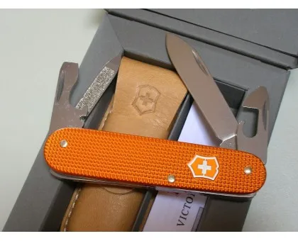 Ніж Victorinox Cadet 0.2600.L1229 Orange