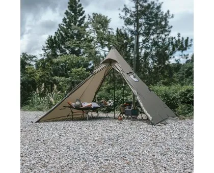 Намет із гострою верхівкою Naturehike CNK2300ZP025, коричневий