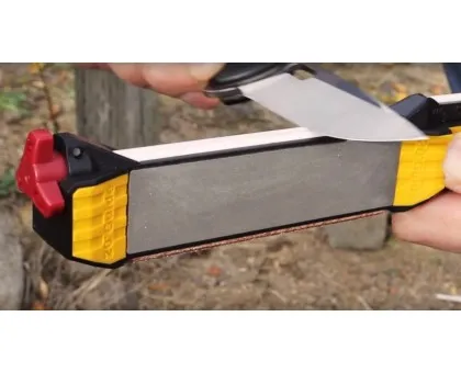 Work Sharp керамічний стрижень 5-1 / 8 "3 Step Ceramic Rod для гострила Guided Field Work Sharp керамічний стрижень 5-1 / 8 "3 Step Ceramic Rod для гострила Guided Field