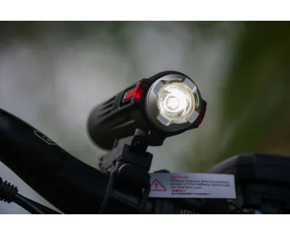 Велофара Fenix BC21R Велофара Fenix BC21R